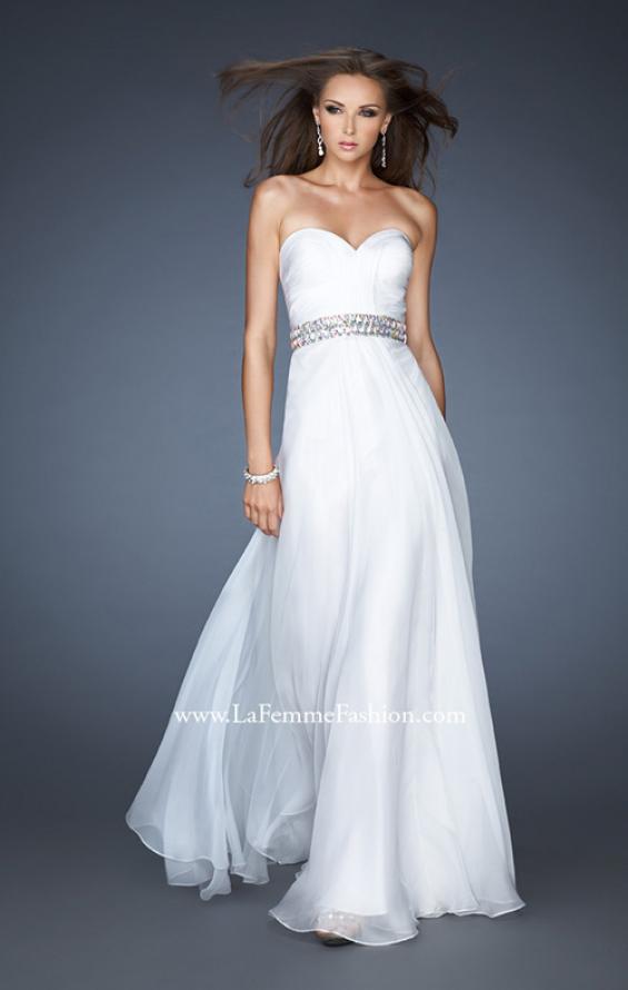 Picture of: Sweetheart Neckline Chiffon Gown with Rhinestone Belt in White, Style: 18471, Detail Picture 2