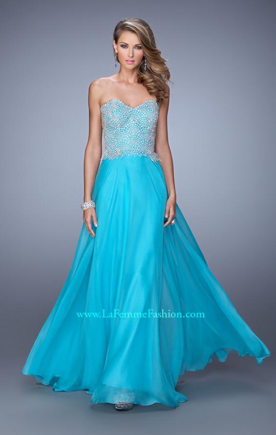 Picture of: Scalloped Sweetheart Neck Prom Dress with Beading in Blue, Style: 21397, Detail Picture 2