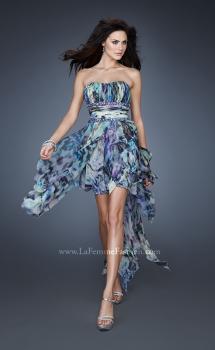 Picture of: Strapless Dress with High Low Hem and Empire Waist in Print, Style: 18391, Main Picture