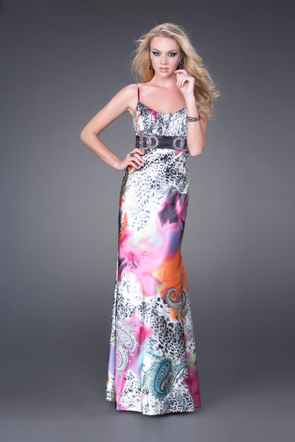 Picture of: Scoop Neck Satin Dress with Black Waist Band in Multi, Style: 15301, Main Picture