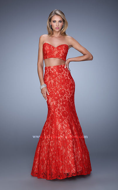 Picture of: Two Piece Lace Dress with Mermaid Skirt in Red, Style: 21050, Detail Picture 2