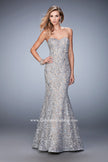 Picture of: Long Mermaid Prom Gown with Sweetheart Neckline in Silver, Style: 22511, Detail Picture 1
