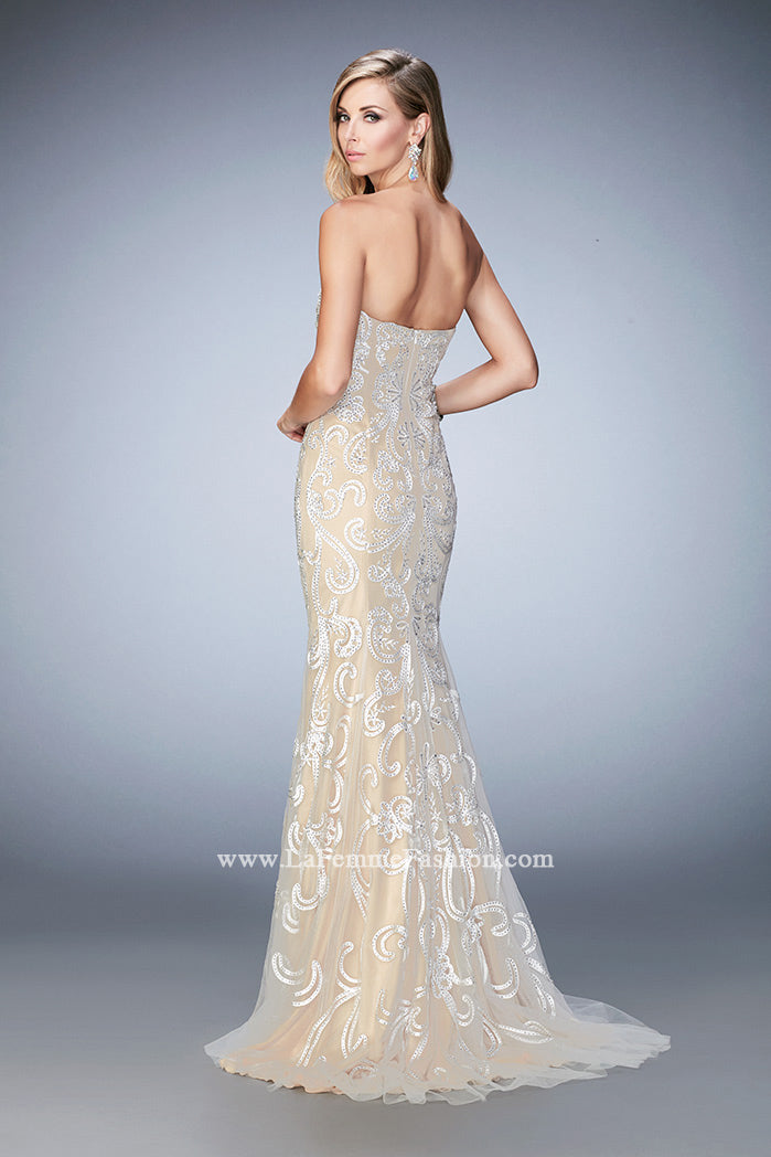 Picture of: Embroidered Prom Gown with Sweetheart Neck and Train in White, Style: 22931, Back Picture