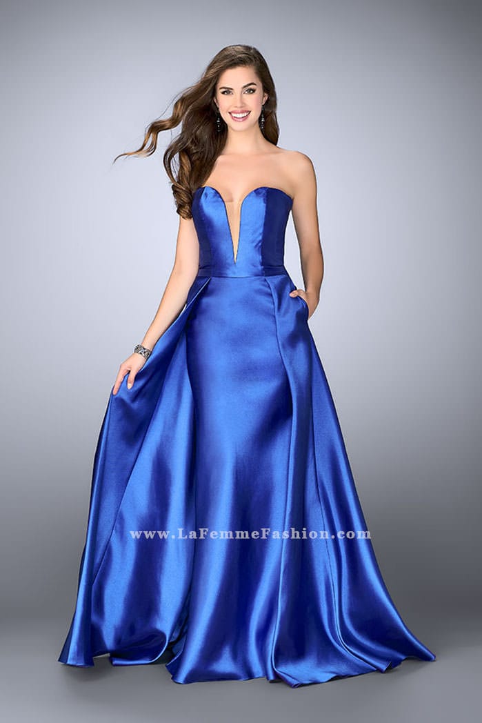 Picture of: Long Cape Dress with a Deep Sweetheart Neckline in Blue, Style: 24467, Detail Picture 4