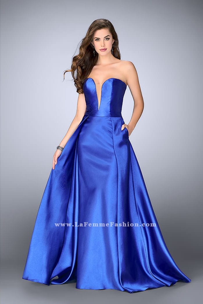 Picture of: Long Cape Dress with a Deep Sweetheart Neckline in Blue, Style: 24467, Detail Picture 5