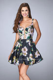 Picture of: Short Floral Dress with a Deep Neckline and Pockets in Print, Style: 24500, Main Picture