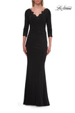 Picture of: V-Neck Lace Trim Gown with Three-Quarter Sleeves in Black, Style: 33658, Detail Picture 3