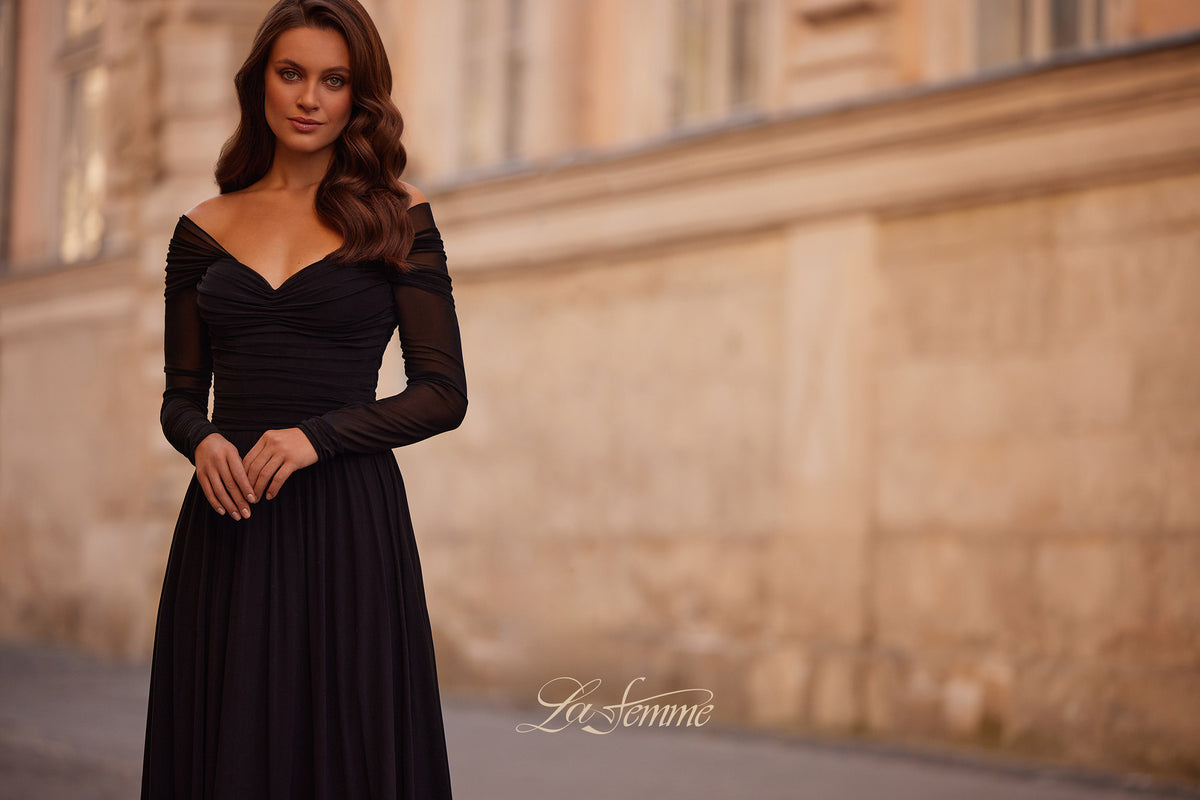 Picture of: Chic Off the Shoulder Net Jersey Gown with Long Sleeves in Black, Style: 32722, Detail Picture 4