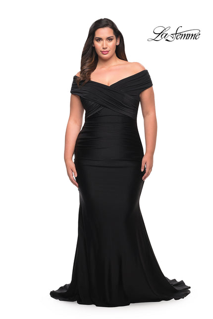 Picture of: Off the Shoulder Ruched Plus Size Gown with Train in Black, Style: 29132, Detail Picture 2