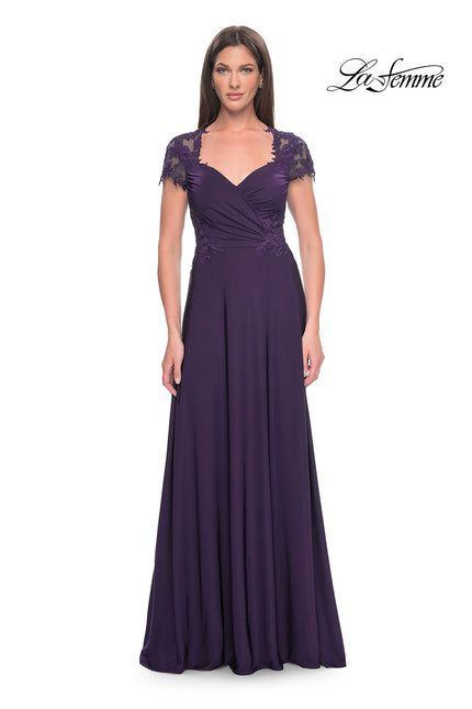 Picture of: Elegant Jersey Evening Dress with Lace Details in Eggplant, Style: 31906, Detail Picture 3