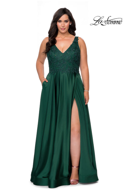 Picture of: A-line Plus Size Dress with Rhinestone Lace Bodice in Emerald, Style: 29039, Detail Picture 1