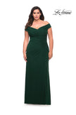 Picture of: Flattering Ruched Off the Shoulder Plus Size Dress in Emerald, Style: 29722, Detail Picture 5