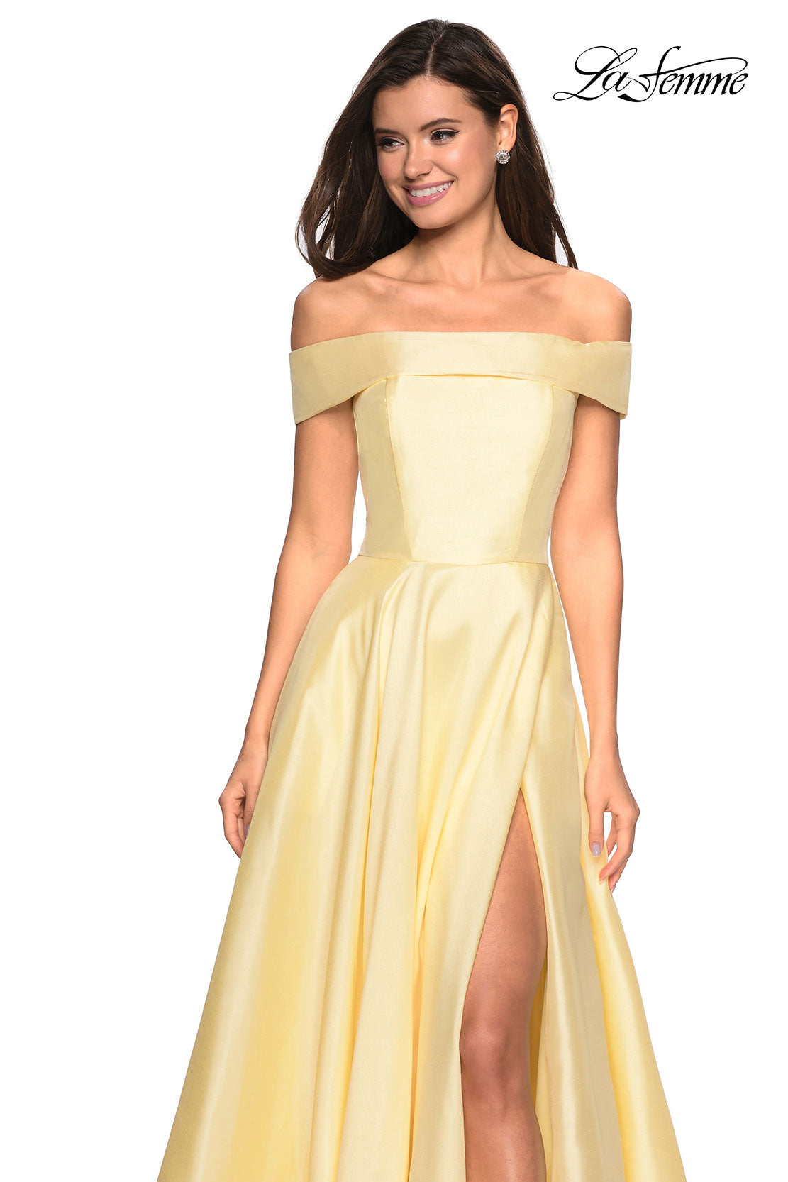 Picture of: Long Off The Shoulder Gown with Pockets in Light Yellow, Style: 27005, Detail Picture 4