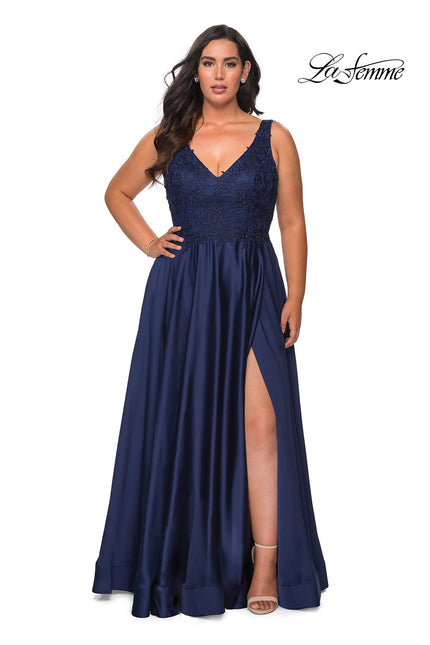 Picture of: A-line Plus Size Dress with Rhinestone Lace Bodice in Navy, Style: 29039, Main Picture