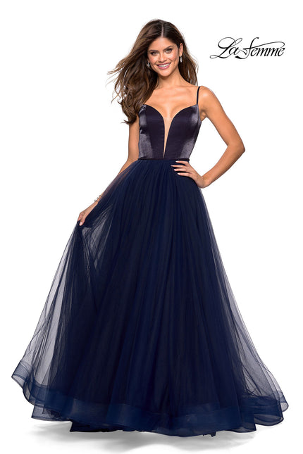 Picture of: Tulle evening Gown with Satin Bust and V Shaped Back in Navy, Style: 27485, Detail Picture 3