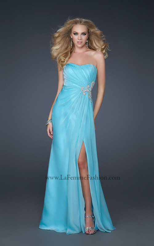 Prom Dress Style #17112 | La Femme