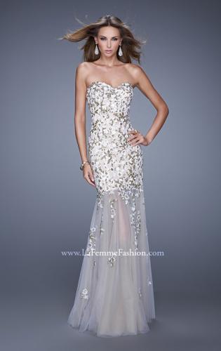 Picture of: Sweetheart Gown with Sheer Tulle Skirt and Lace Detail in White, Style: 20424, Main Picture