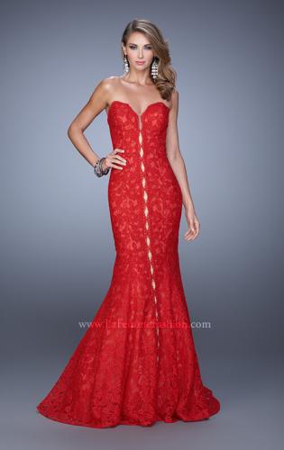 Picture of: Lace Mermaid Gown with Scalloped Lace Trim in Red, Style: 20570, Detail Picture 4