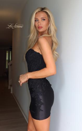 Picture of: Strapless Lace Applique Corset Cocktail Dress in Black, Style 33242, Detail Picture 1