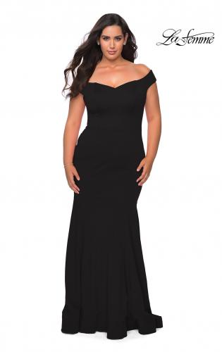 Black plus size clearance gowns