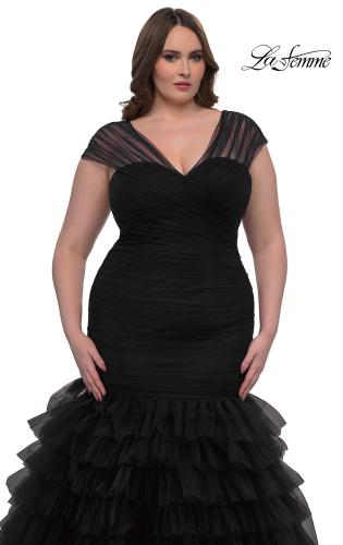 Picture of: Mermaid Curve Prom Dress with Ruffle Skirt in Black, Style: 32389, Detail Picture 3