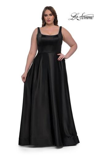 Picture of: A-line Satin Plus Prom Dress with Rhinestone Neckline in Black, Style: 33026, Detail Picture 4