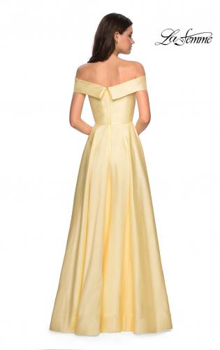 Picture of: Long Off The Shoulder Gown with Pockets in Light Yellow, Style: 27005, Detail Picture 5
