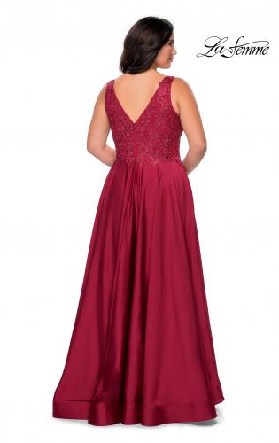 Picture of: A-line Plus Size Dress with Rhinestone Lace Bodice in Wine, Style: 29039, Detail Picture 3