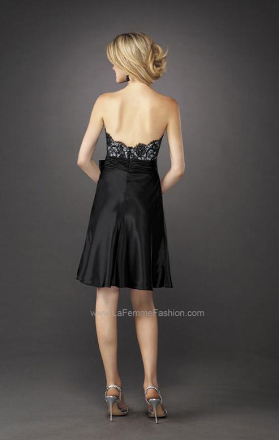 Picture of: Lace Bodice Short Dress with A-line Skirt and Bow in Black, Style: 12836, Back Picture