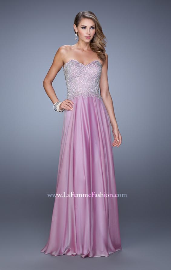Picture of: Scalloped Sweetheart Neck Prom Dress with Beading in Pink, Style: 21397, Detail Picture 3