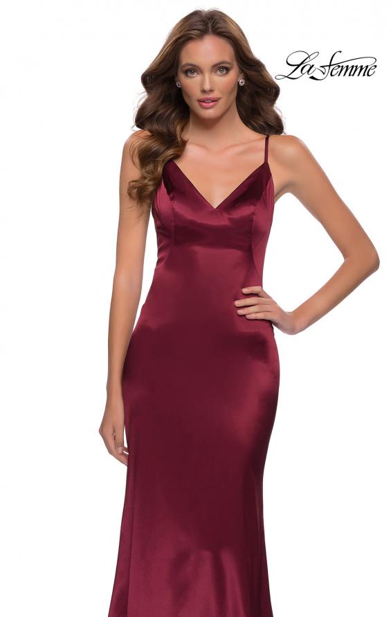 Picture of: Chic Long Stretch Satin Gown with V Neck and Back in Burgundy, Style 29960, Detail Picture 4