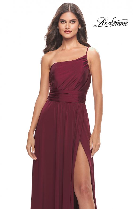 Picture of: Chic One Shoulder Long Jersey Gown with Defined Waist in Dark Berry, Style: 31170, Detail Picture 5