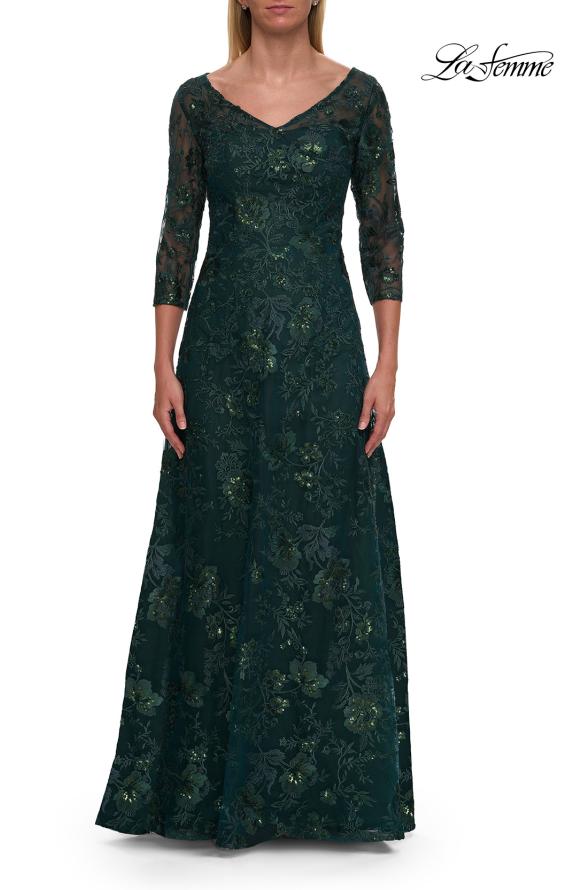 Picture of: Beautiful Lace Mother of the Bride Gown with V Neckline in Dark Emerald, Style: 30803, Detail Picture 5