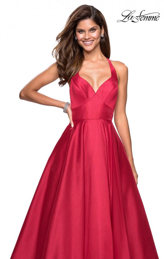 Picture of: Empire Waist Long Dress with Full Skirt and Pockets in Red, Style: 27504, Detail Picture 3