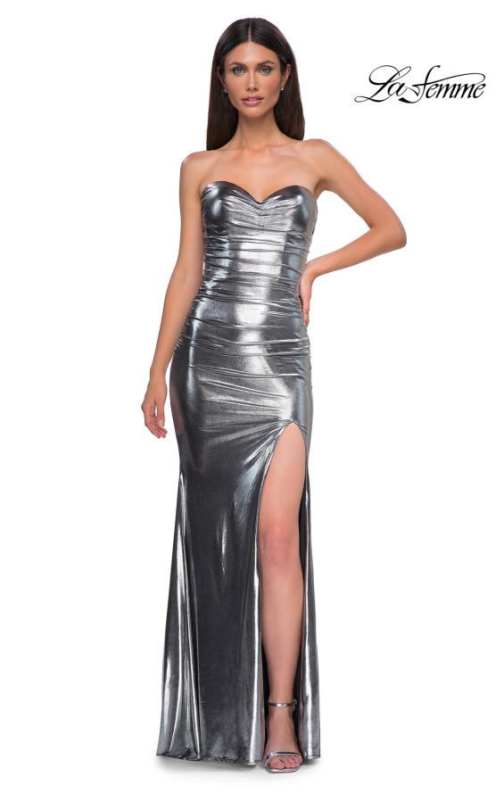 Picture of: Pretty Metallic Jersey Ruched Dress with Sweetheart Neckline in Silver , Style 32806, Detail Picture 11