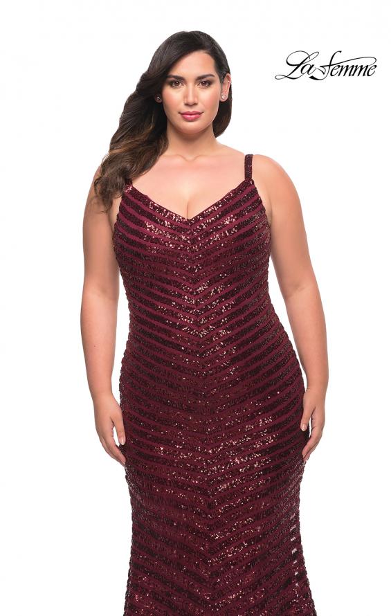 Picture of: Thick Line Sequin Print Plus Size Gown with V Neck in Wine, Style: 29622, Detail Picture 3