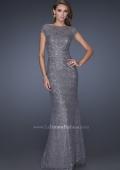 Picture of: Lace Evening Dress with Cap Sleeves and a Thin Belt in Silver, Style: 20503, Detail Picture 3