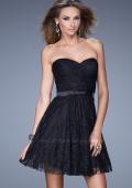 Picture of: Short Dress with Gathered Bodice and Sweetheart Neck in Black, Style: 20531, Detail Picture 2