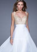 Picture of: Long Chiffon Prom Gown with Sweetheart Neckline in White, Style: 20709, Detail Picture 7