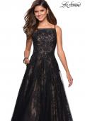 Picture of: Tulle and Lace Long Evening Gown with Pockets in Black, Style: 27488, Detail Picture 1