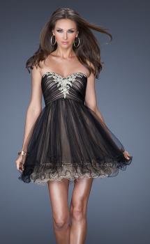Picture of: Short Strapless A-line Prom Dress with Two Toned Tulle in Black, Style: 19457, Main Picture