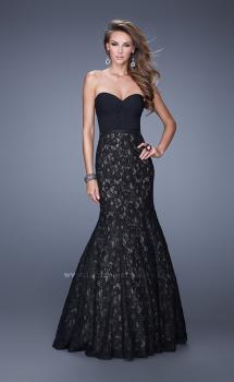 Picture of: Lace Mermaid Gown with Twisted Knot Detail in Black, Style: 21046, Main Picture