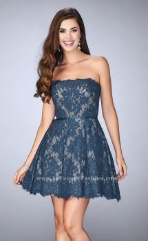 Picture of: Strapless Lace Dress with Flared Skirt and a Thin Belt in Blue, Style: 23495, Main Picture